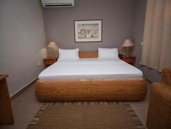 Президентский Люкс, Aborigines Beach Resort
