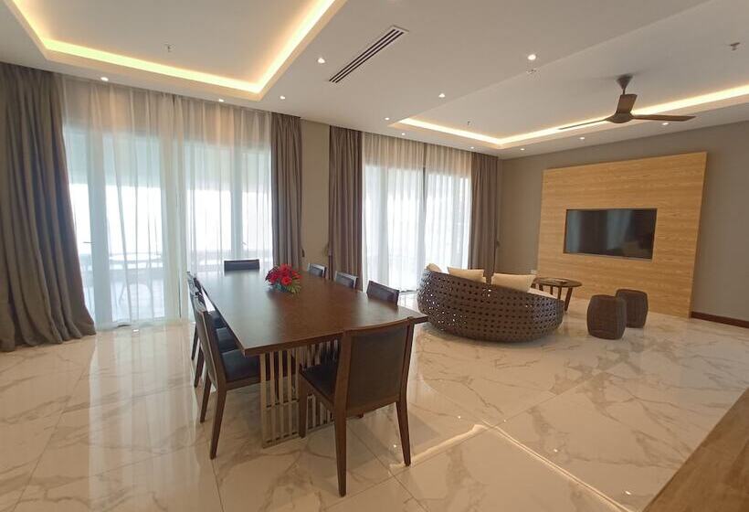 سوییت, Pacific Regency Beach Resort Port Dickson
