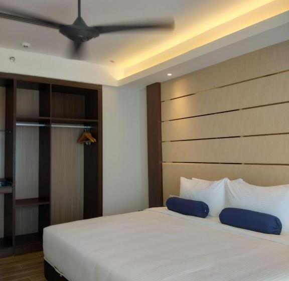 سوییت خانوادگی, Pacific Regency Beach Resort Port Dickson