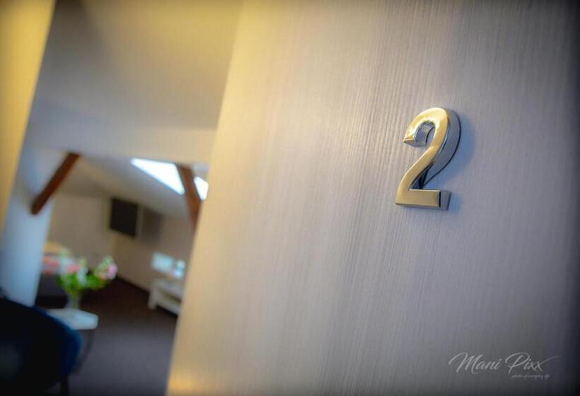带共用浴室的标准房间, Villa Prestige