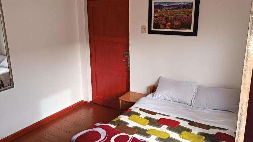 غرفة قياسية مزوَّدة بشُرفة, Sk Hostal