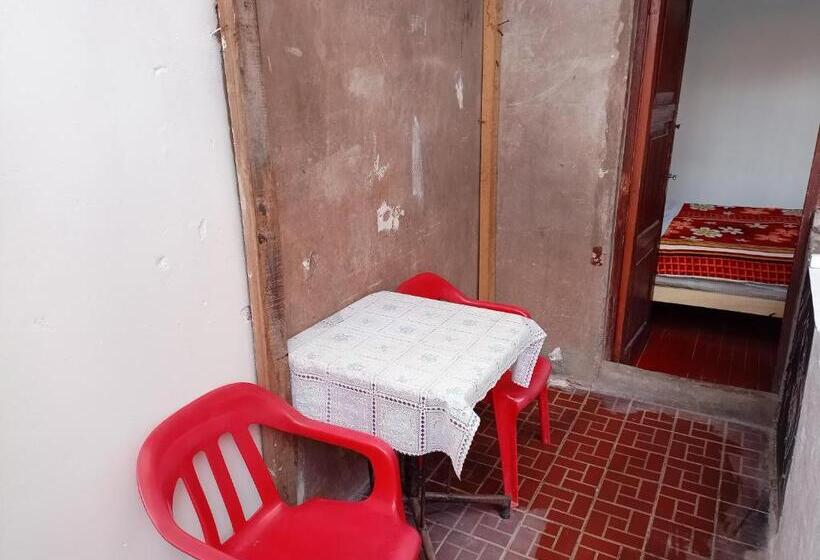 غرفة ديلوكس مزودة بشرفة, Sk Hostal