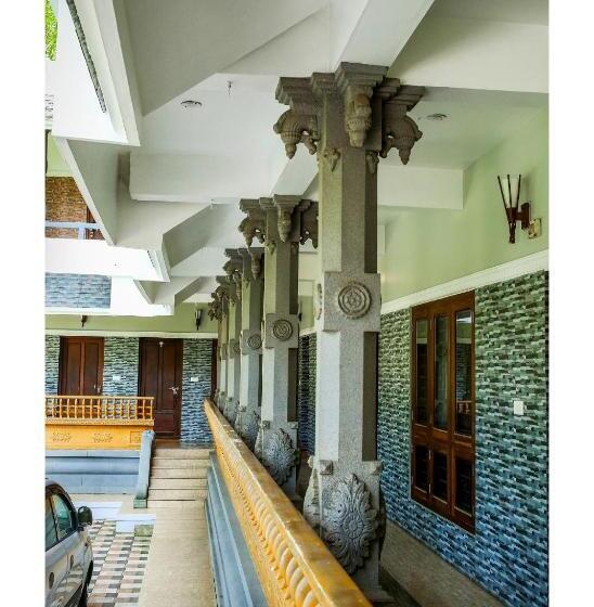 Номер Deluxe, Cherai Beach Valley