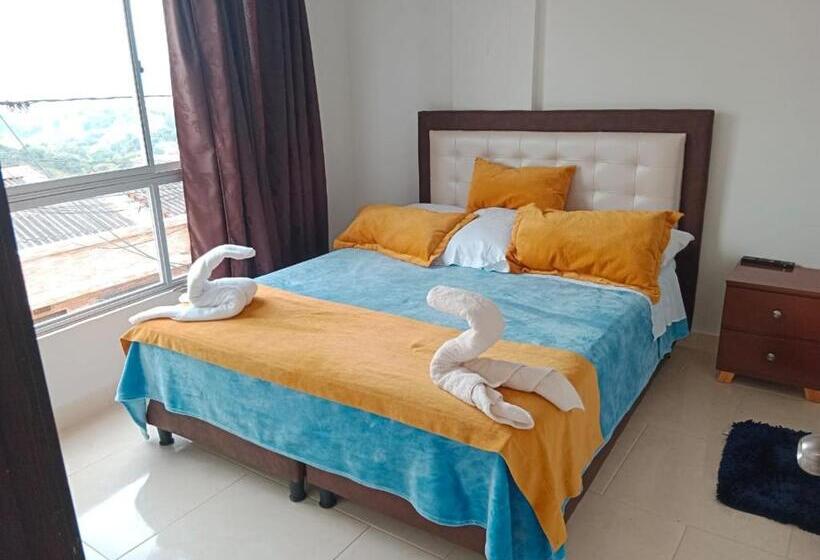 스위트 킹사이즈 침대, Guadalupe Home