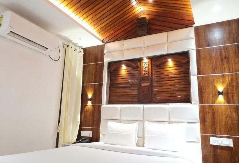Номер Deluxe, Krishna S Wood Villas