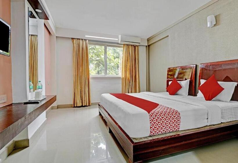 Quarto Triplo Clássico, Flagship 82582 Aec Residency