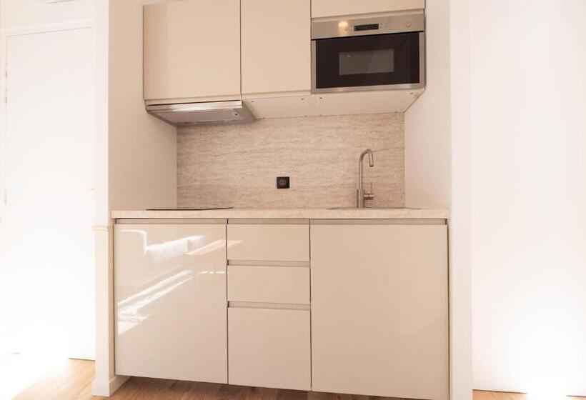 Апартаменты Deluxe 1 Спальня, Vignature Residence