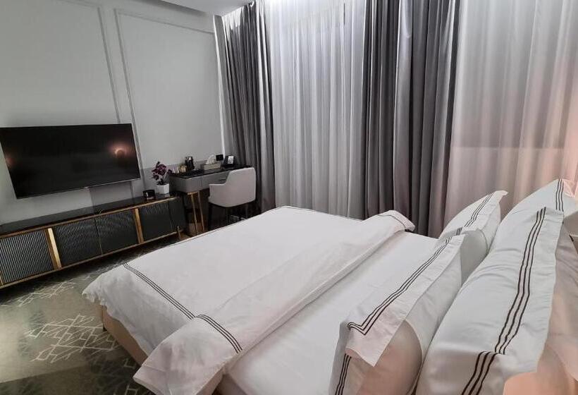 اتاق استاندارد, Arn Boutique