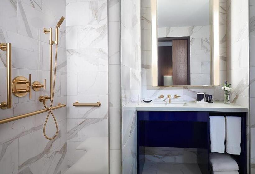 اتاق سوپریور با تخت بزرگ, Hard Rock Hotel New York