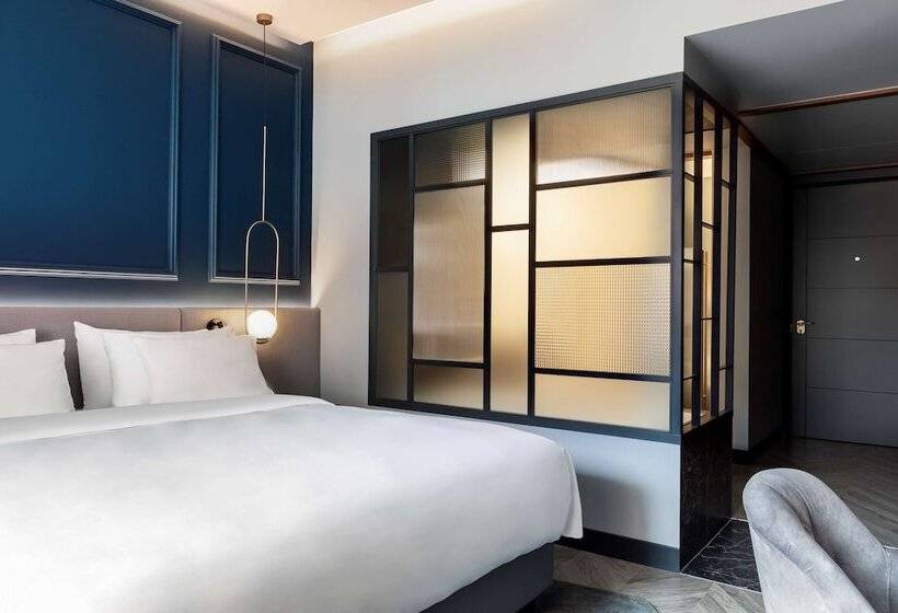 Номер Superior, Radisson Collection Bilbao
