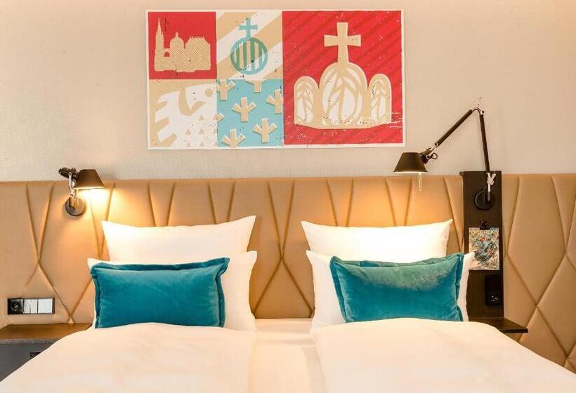 Номер Стандарт, Motel One Aachen