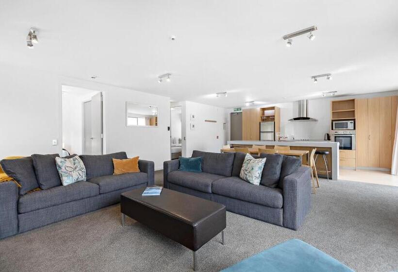Апартаменты Premium 2 Спальни, Belvedere Apartments