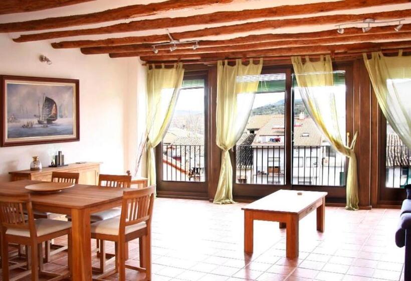 Апартаменты 3 Спальни, Palacio Del Obispo