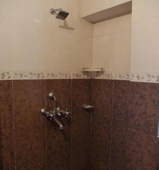 Quarto Estandar, Sajjan Villa