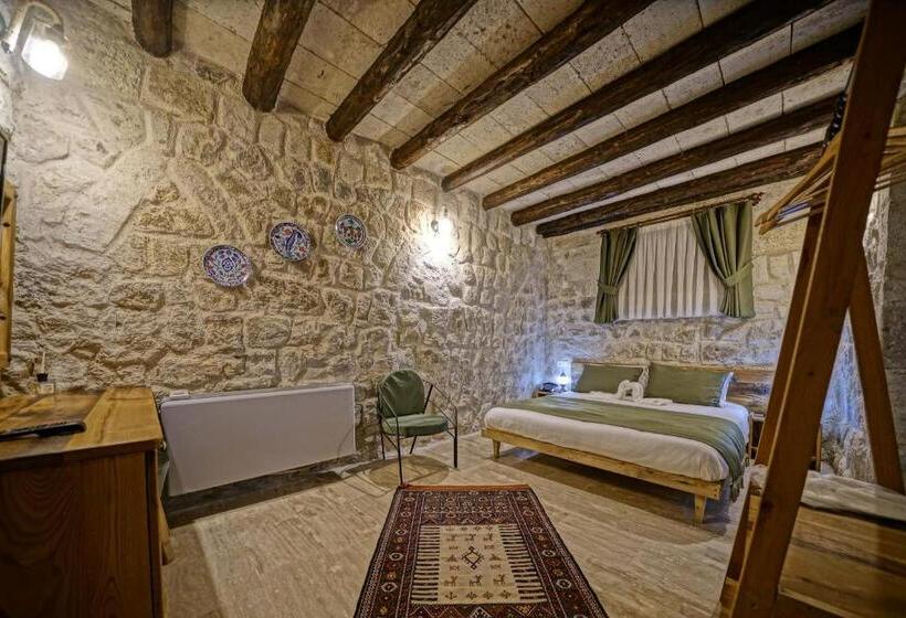 Номер Стандарт, Vigneron Cave