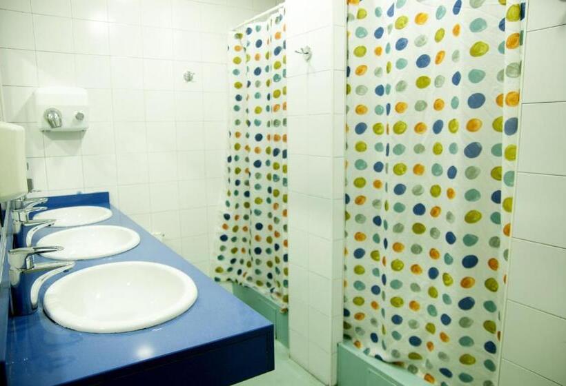 Кровать в Общей Комнате, Be Dream Hostel