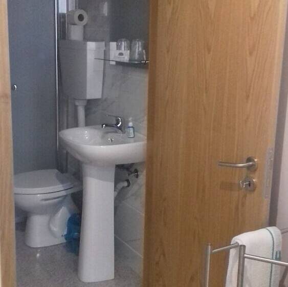 Standard Single Room, Paulista