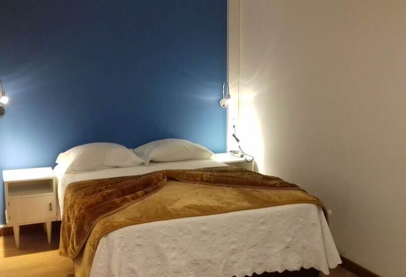 Standard Single Room, Paulista