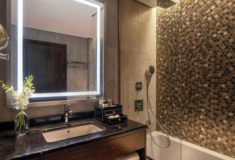 Полулюкс, Movenpick Hotel And Residences Riyadh