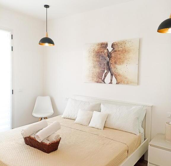 Номер Deluxe с Балконом, Kolossoi Guest House
