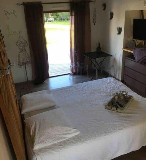 Номер Стандарт, Chambre D Hôtes Les Trois Châteaux