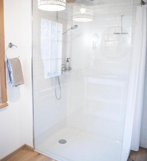 Номер Deluxe, Casa Pasch   Boutique Bed And Breakfast In Cumpadials