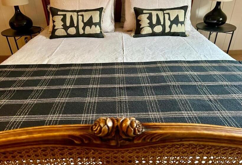 Номер Deluxe, Casa Pasch   Boutique Bed And Breakfast In Cumpadials
