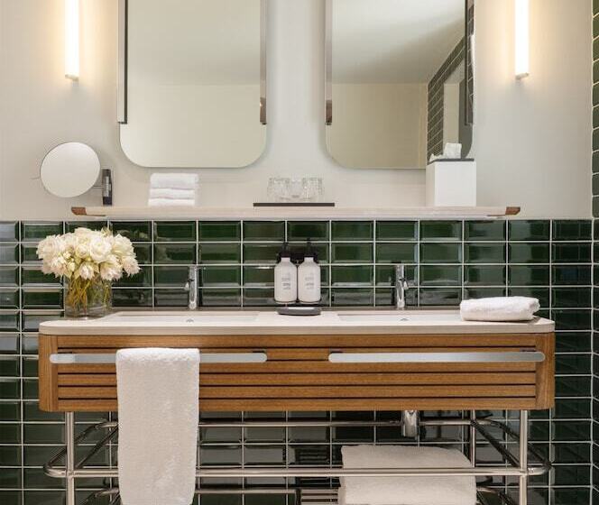 Premium room with terrace, Intercontinental Sorrento Mornington Peninsula