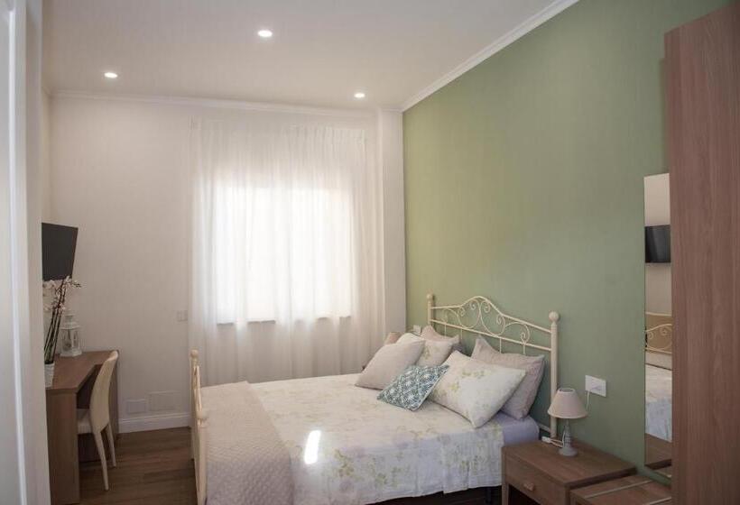 Quarto Estandar, B&b La Piazzetta