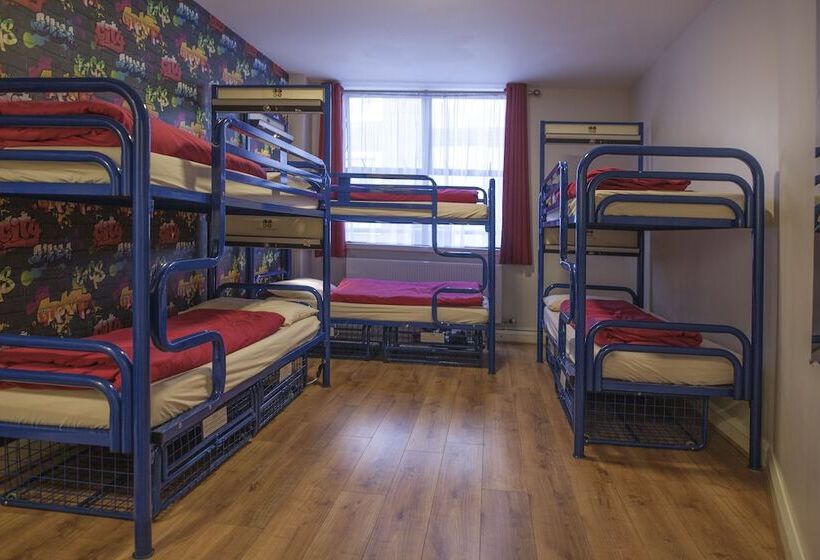 공동 객실, Abigail S Hostel