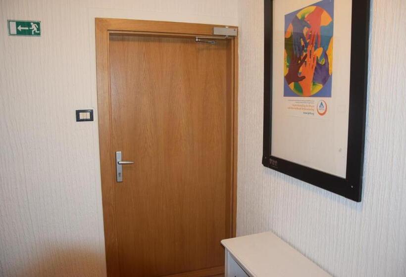 اتاق استاندارد چهار تخته, Hostel Panorama Portorož