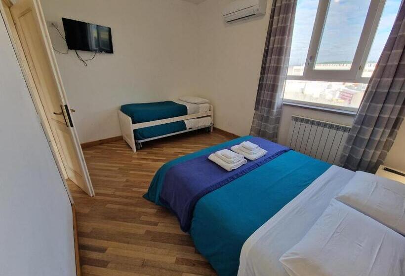 Номер Стандарт Трехместный, B&b Fr House Affittacamere Colleferro