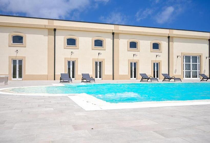 سوییت با چشم‌انداز باغ, Dimora Savarino Marzamemi Suites With Pool