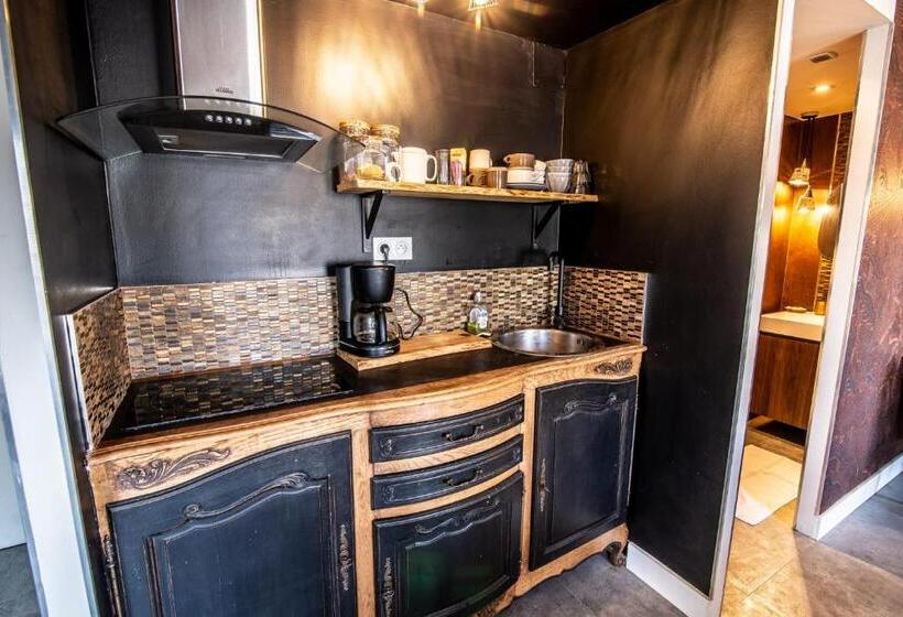 Apartamento Superior 1 Dormitório, Le Dupe