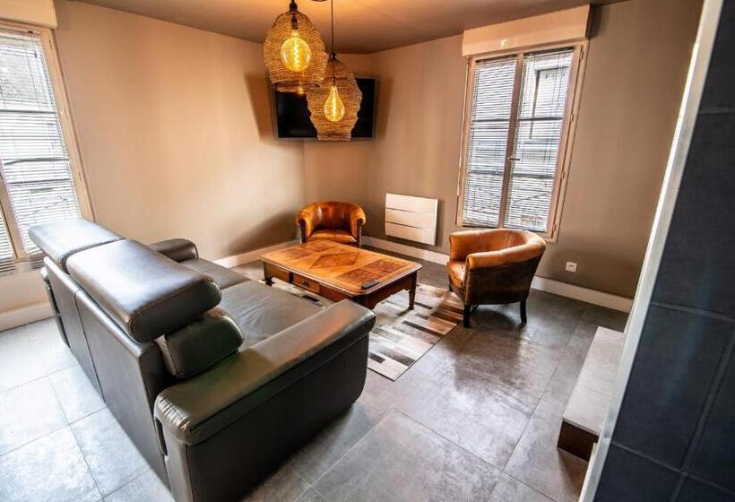 Apartamento Superior 1 Dormitório, Le Dupe