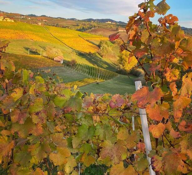 Номер Стандарт Вид на Бассейн, Il Casotto Nelle Langhe