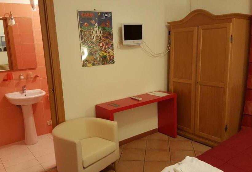 Chambre Triple Standard, Bed And Breakfast I Vicoletti Di Napoli