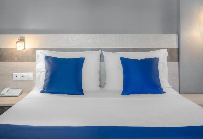 Family Suite, Stratos