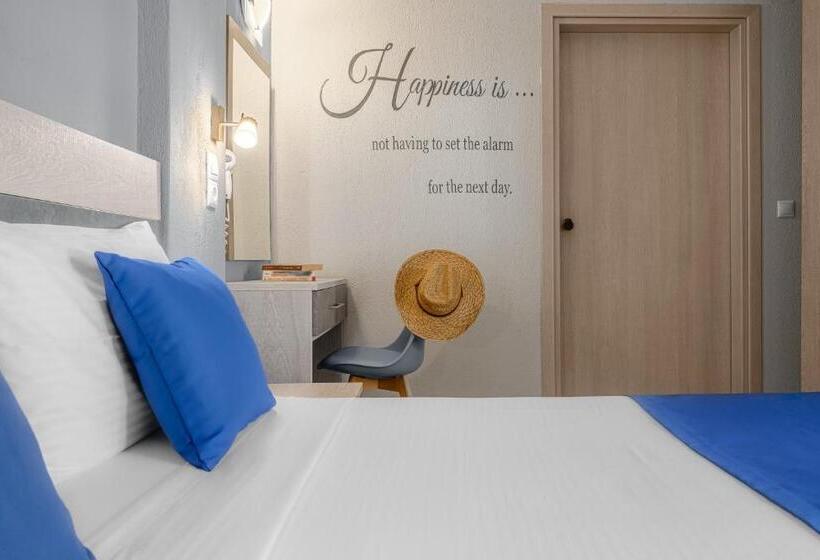 Family Suite, Stratos