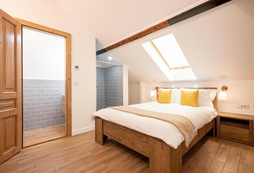 이코노미 룸, Central Park Rooms