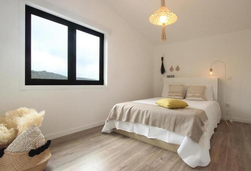 Люкс Вид на Горы, Hostel Retiro Do Gerês