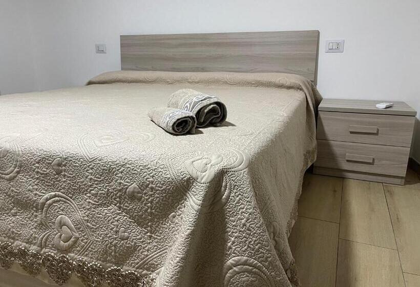 Номер Deluxe, Teddy Sroom