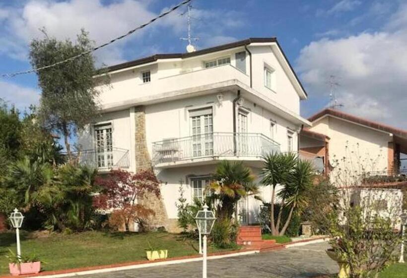 Апартаменты 3 Спальни, Villa Felice
