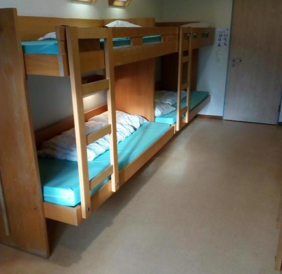 标准三人间外部浴室, Ferienanlage Schönhagen