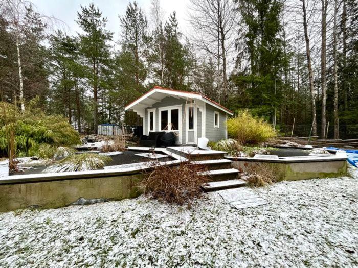 标准平房, Dr åsa Kallfors Järna Bed & Breakfast