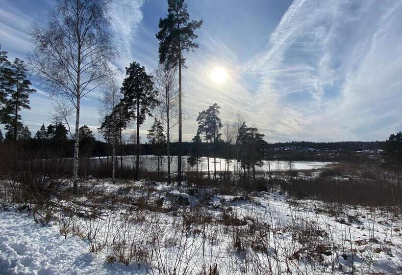 Бунгало Стандарт, Dr åsa Kallfors Järna Bed & Breakfast