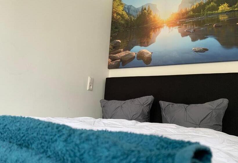 Номер Deluxe, Geroweiher Doppelbettzimmer Mönchengladbach Stadtmitte