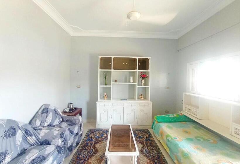 اتاق استاندارد سه نفره, Winji Guest House