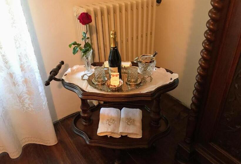 Стандартный Номер Кровать Кинг, Angolo Di Paradiso B&b