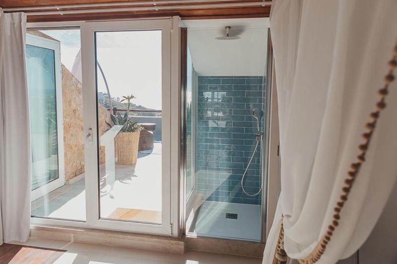 Номер Deluxe Вид на Море с Балконом, Joy Beach House